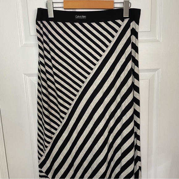 Calvin Klein Performance Striped Maxi Skirt Medium - Picture 4 of 7